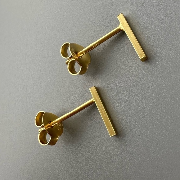 14k Gold Vermeil Bar Stud Earrings - Picture 8 of 10